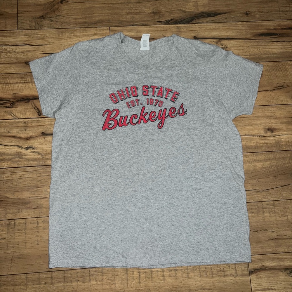 Light gray Ohio state tee